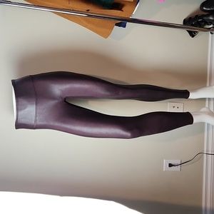 Spanx faux leather leggings Size Small Wine color